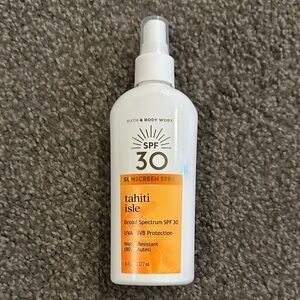 Bath & Body Works Tahiti Isle SPF 30 Sunscreen Spray (6 fl oz)